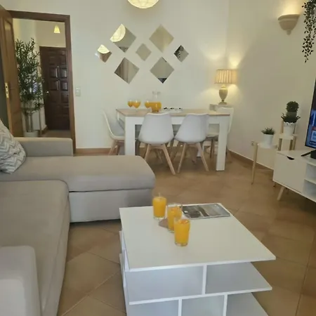 Townhouse Sol&mar 아파트